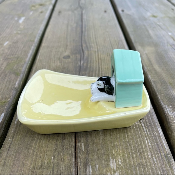 Dog in Green Doghouse Yellow Ceramic Trinket Dish - Picture 4 of 11